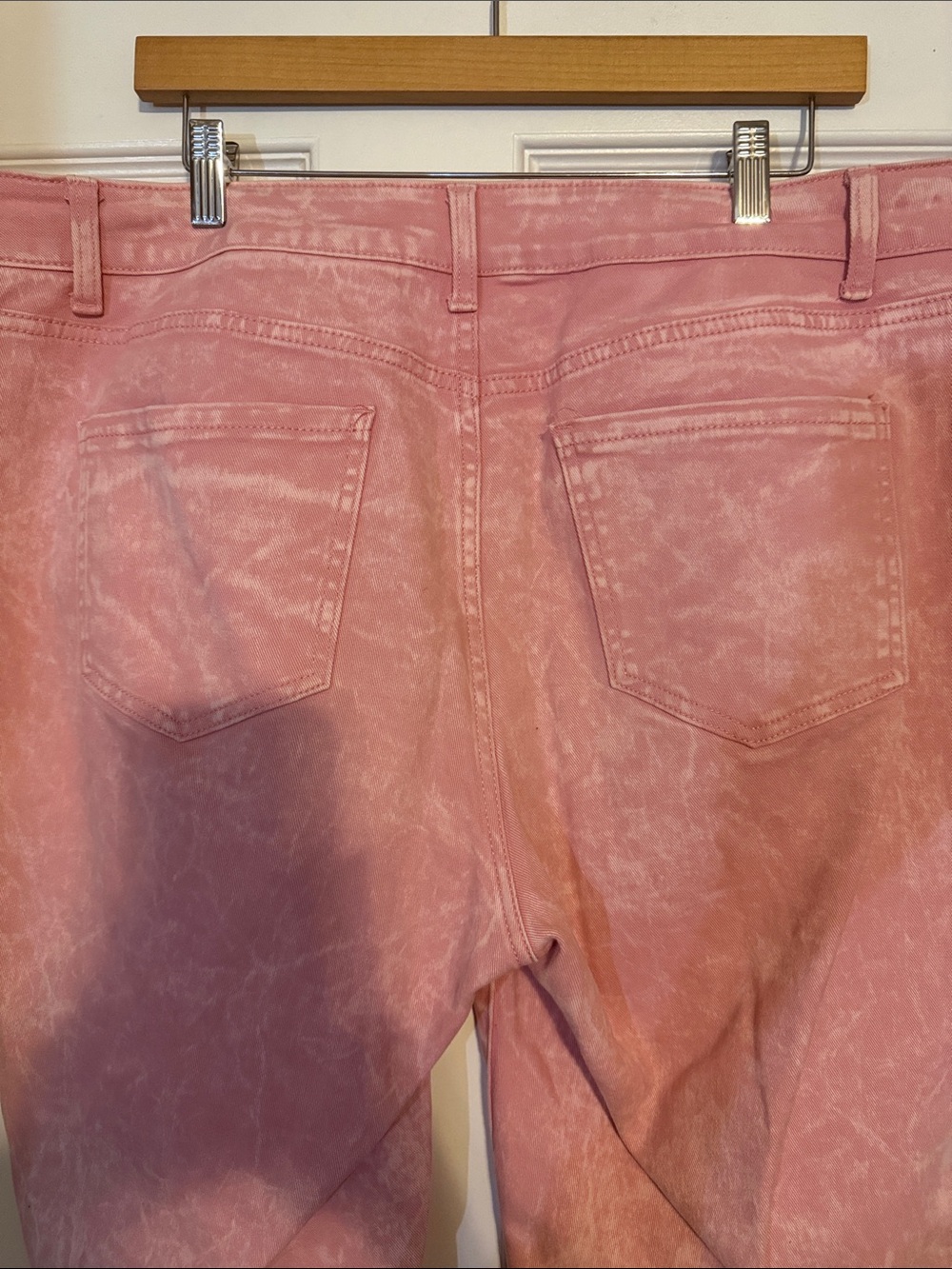 Time and Tru Pink Washed High-Rise Cropped Button-Fly Jeans - Picture 2 of 2